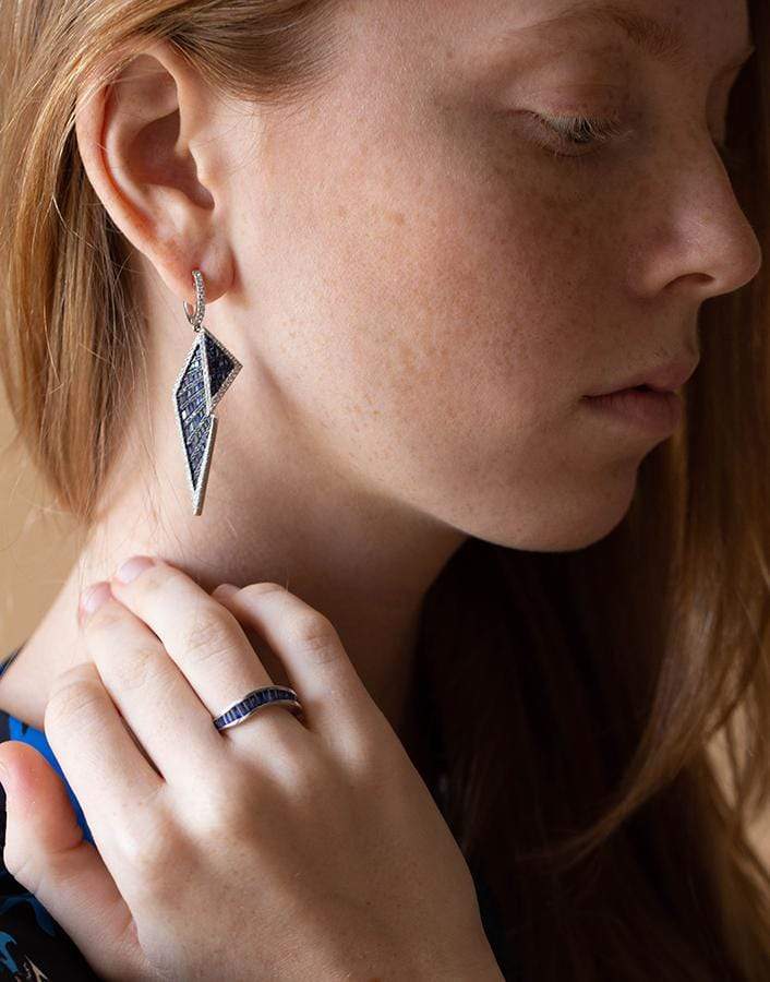 KAVANT & SHARART-Blue Sapphire and Diamond Origami Earrings-WHITE GOLD