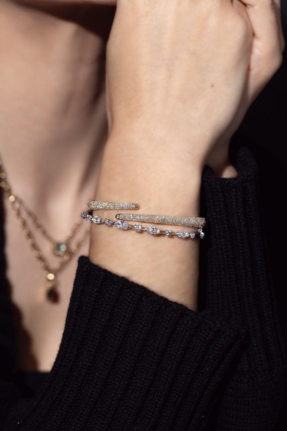 KWIAT-Cobblestone Crossover Bangle Bracelet-YELLOW GOLD