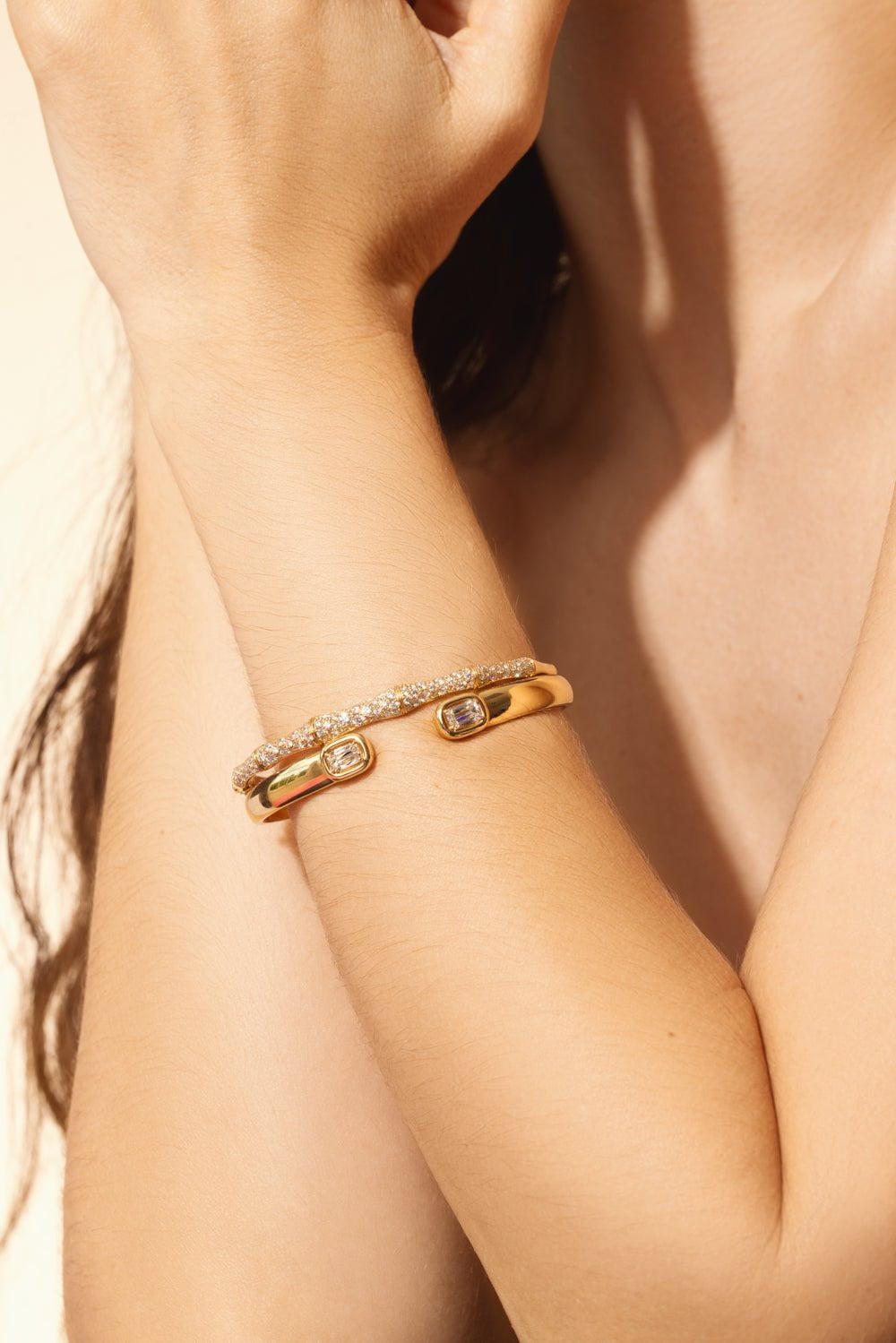 KWIAT-East West Bezel Twin Set Bangle-YELLOW GOLD