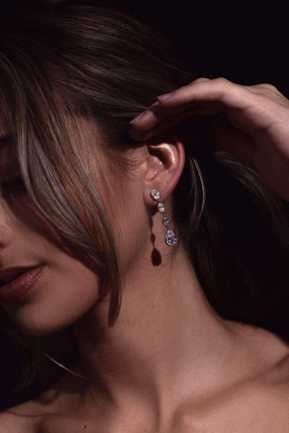 KWIAT-Diamond Drop Earrings-PLATINUM