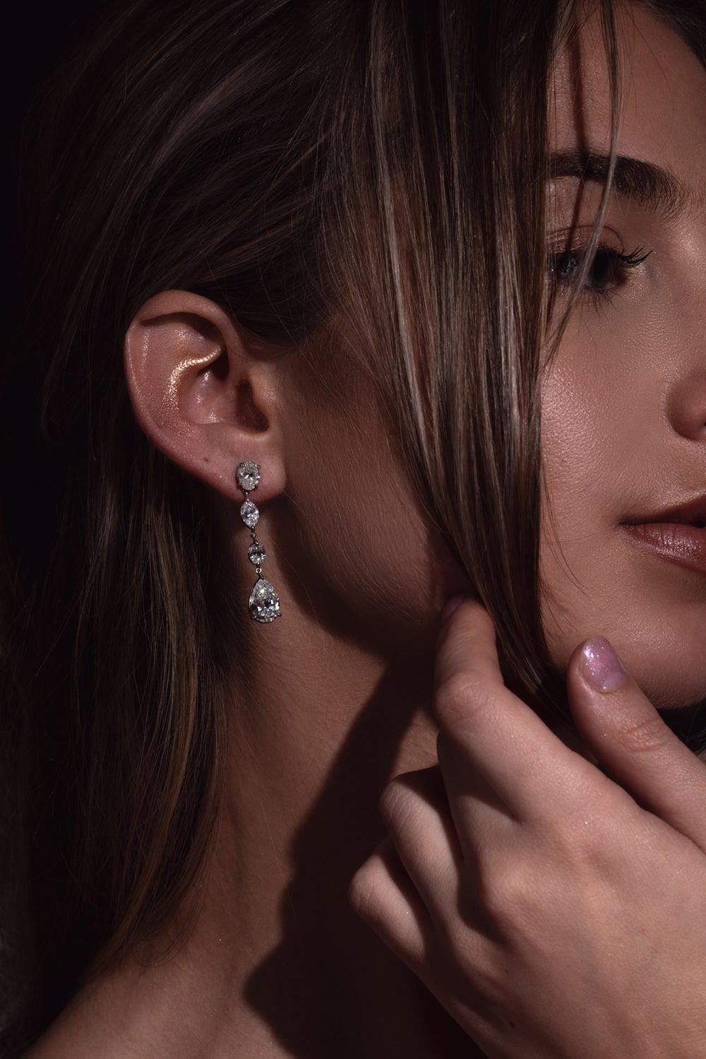 KWIAT-Diamond Drop Earrings-PLATINUM
