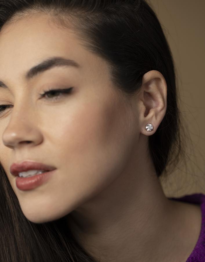 KWIAT-Round Diamond Studs 2.02cts-PLATINUM