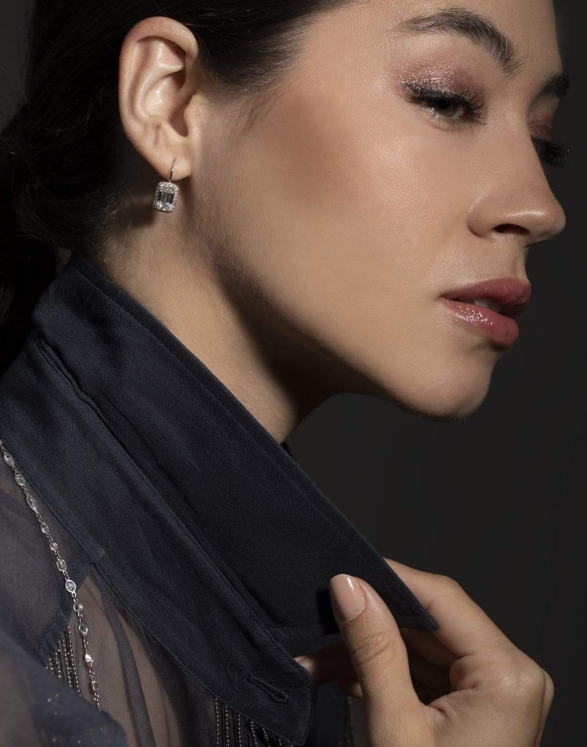 KWIAT-Ashoka Silhouette Earrings-WHITE GOLD