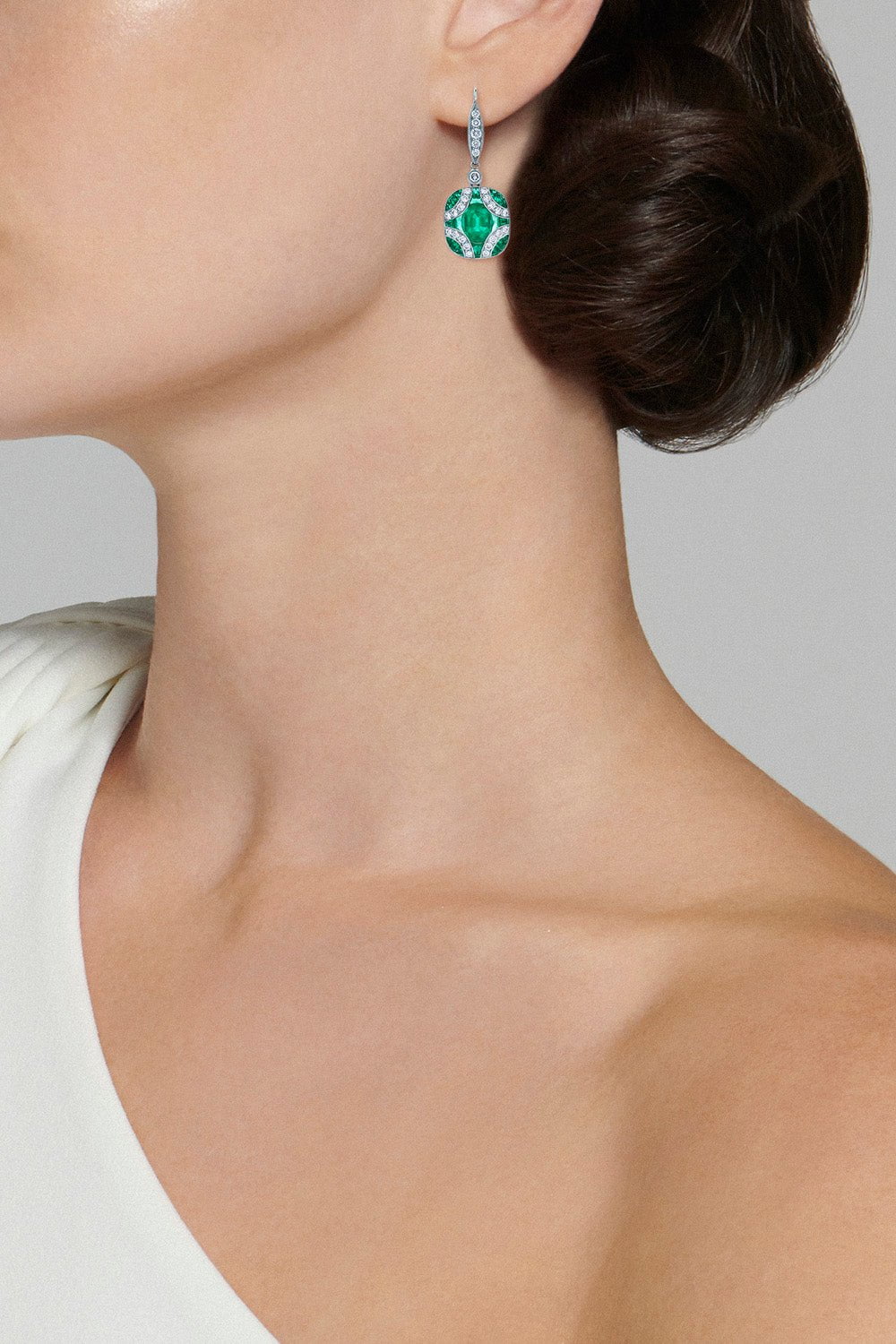 KWIAT-Small Argyle Emerald Diamond Drop Earrings-WHITE GOLD