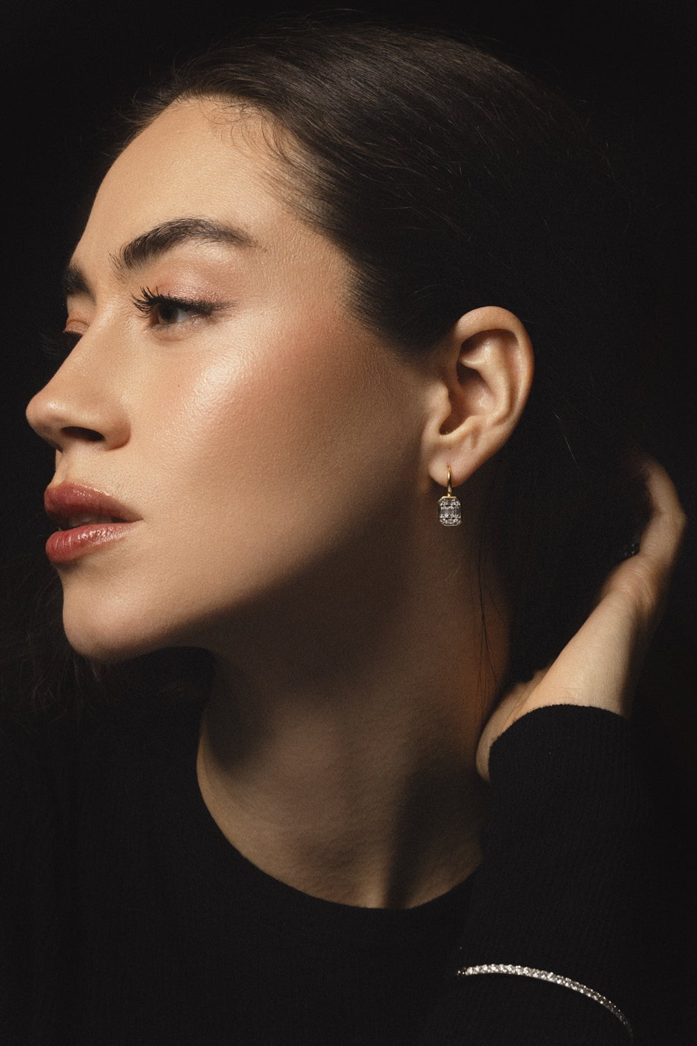 KWIAT-Sunburst Diamond Drop Earrings-YELLOW GOLD
