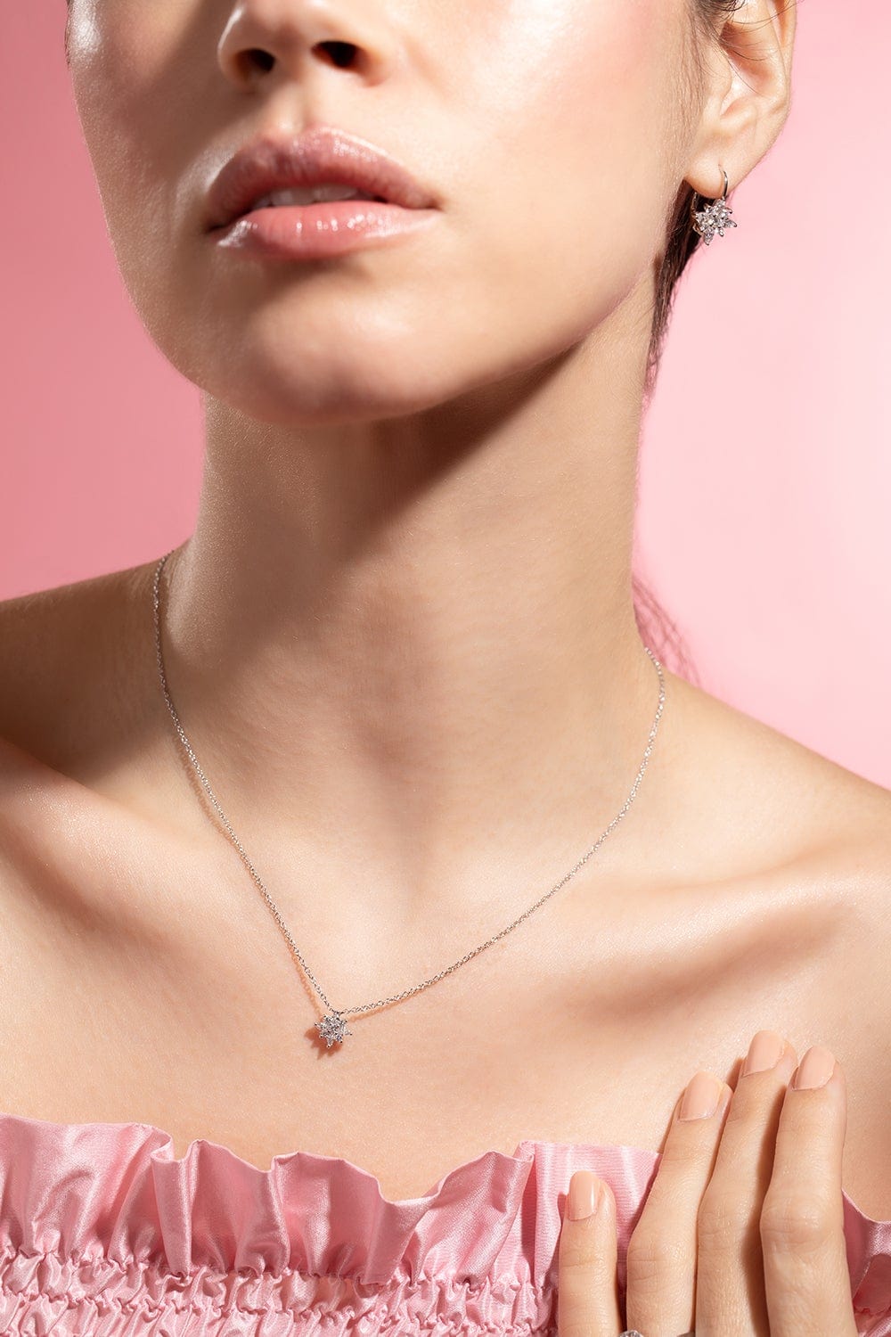 KWIAT-Petite Diamond Star Pendant Necklace-WHITE GOLD