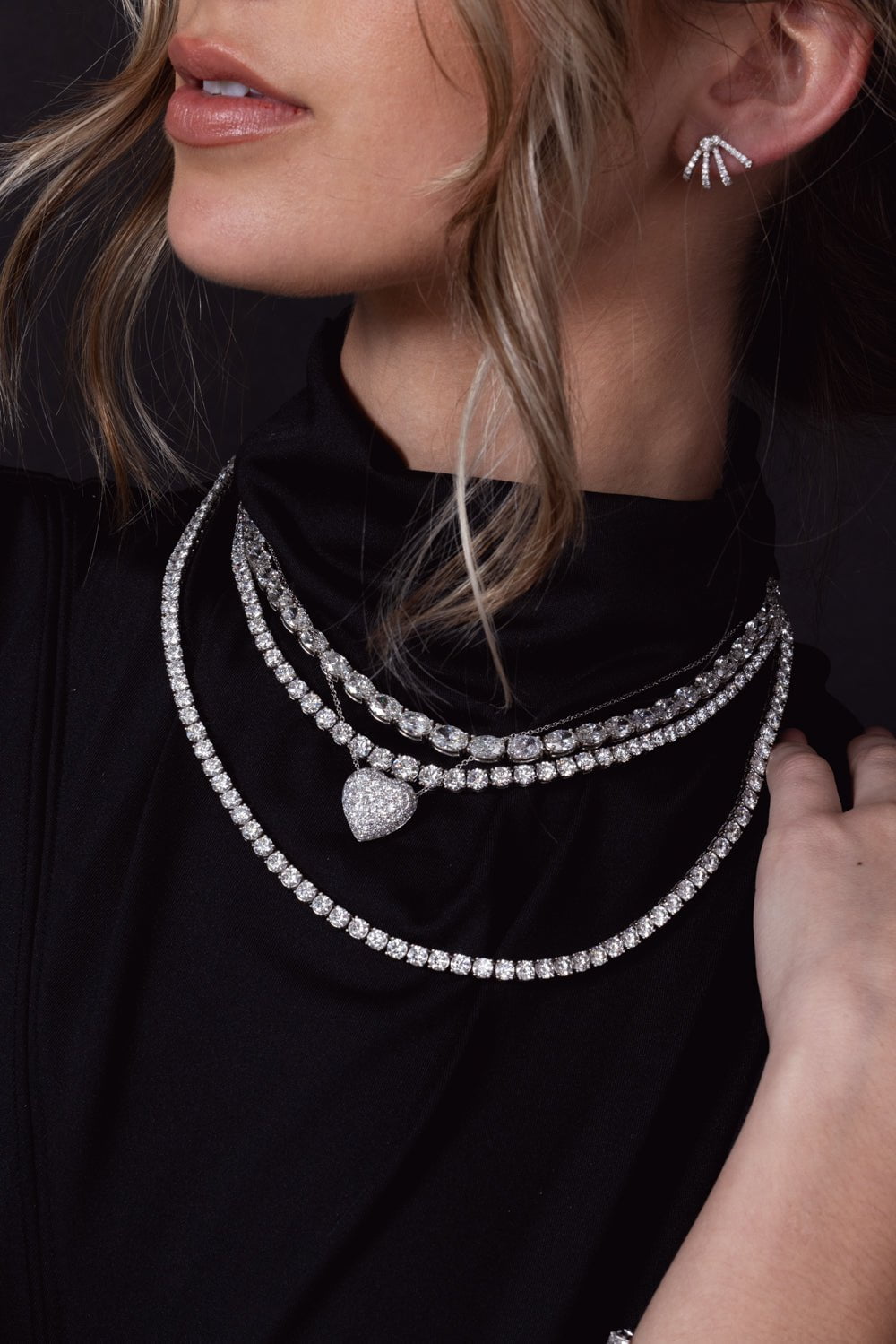 KWIAT-Round Diamond Four Prong Line Necklace-PLATINUM