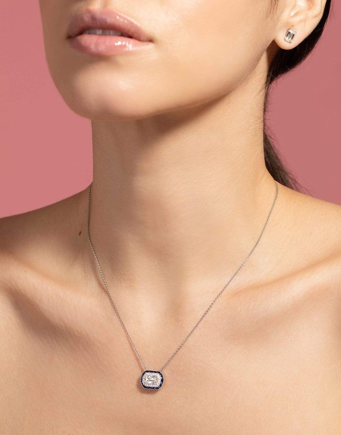 KWIAT-Ashoka Diamond Sapphire Halo Necklace-WHITE GOLD