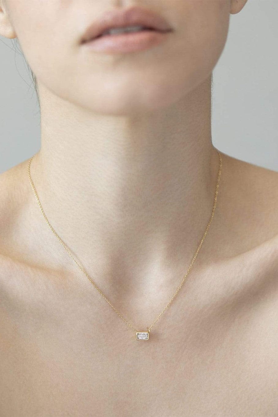 KWIAT-Bezel Set Ashoka Pendant Necklace-YELLOW GOLD