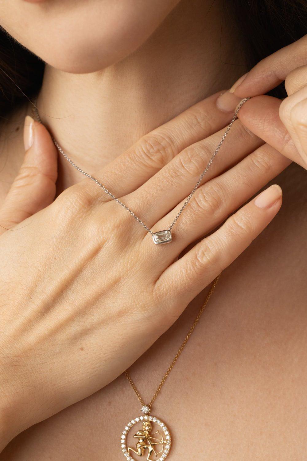 KWIAT-Solitaire Diamond Pendant Necklace-PLATINUM