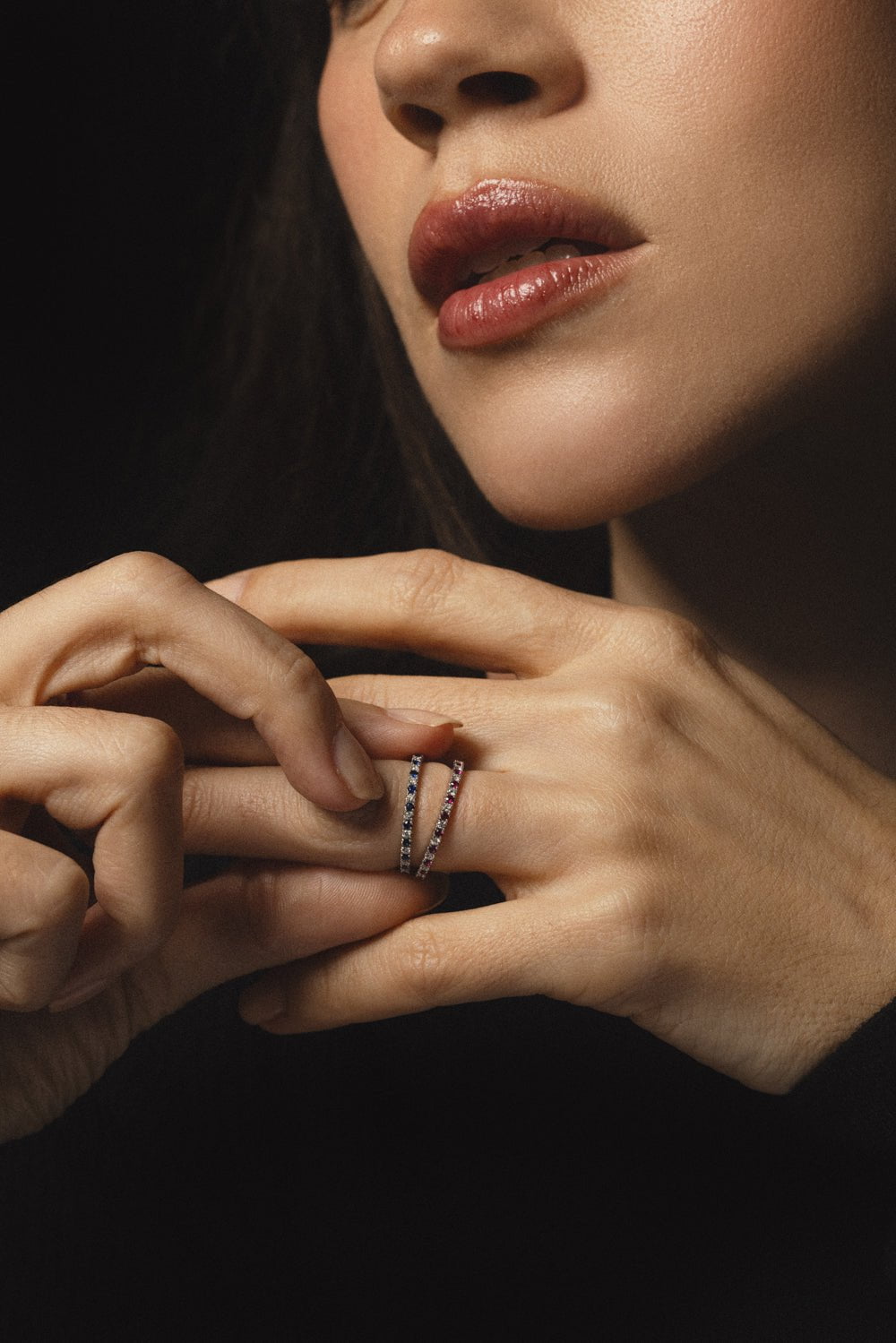 KWIAT-Slim Diamond Blue Sapphire Ring-WHITE GOLD