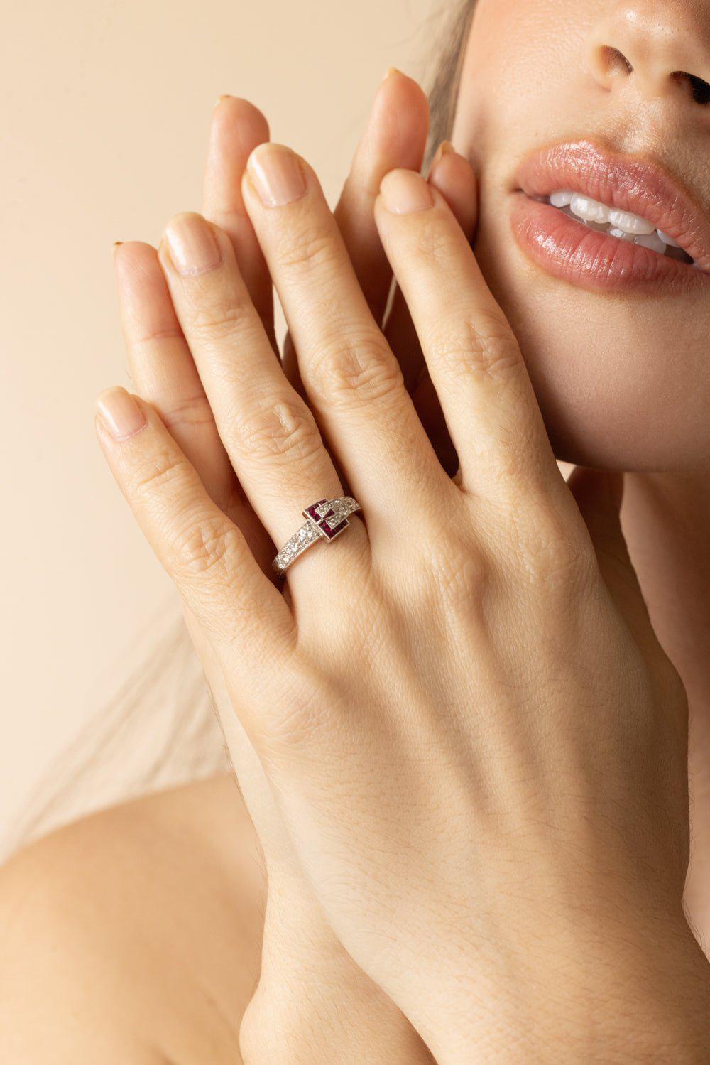 KWIAT-Vintage Diamond Ruby Buckle Ring-WHITE GOLD