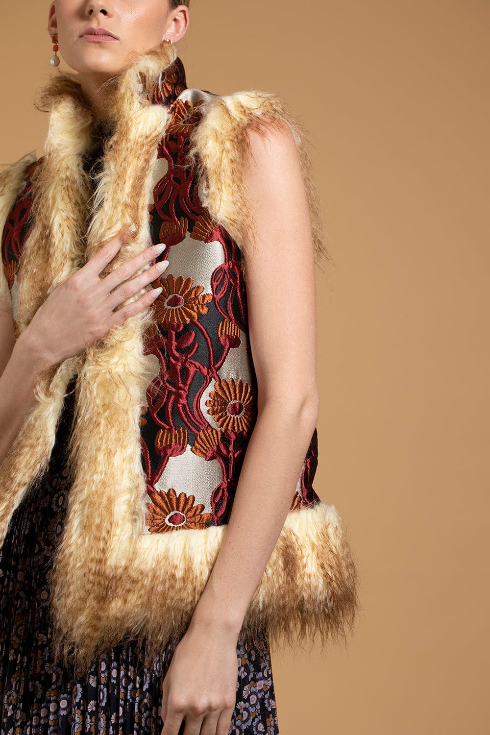 LA DOUBLEJ-Sleeveless Folk Jacket-