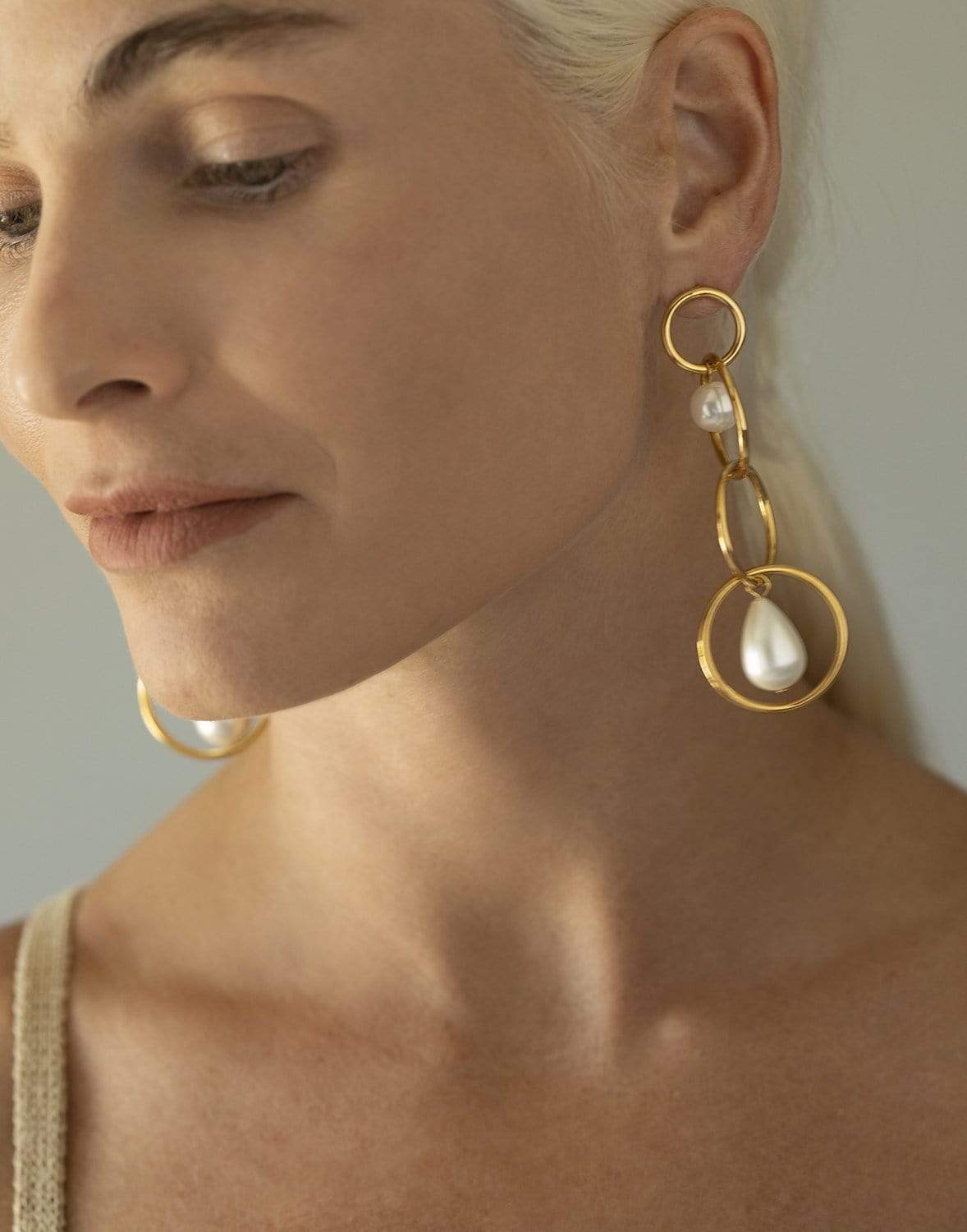 LELE SADOUGHI DESIGNS-Ivory Teardrop Linear Earrings-IVORY