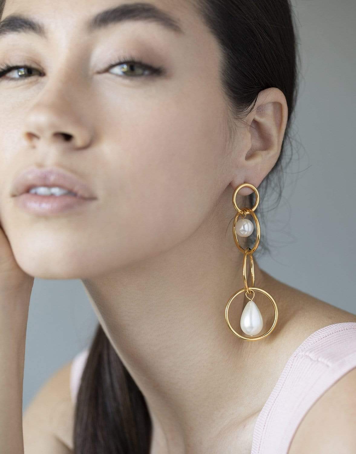 LELE SADOUGHI DESIGNS-Ivory Teardrop Linear Earrings-IVORY
