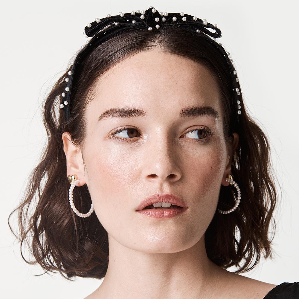 LELE SADOUGHI DESIGNS-Freshwater Pearl Medium Hoop Earrings-PEARL