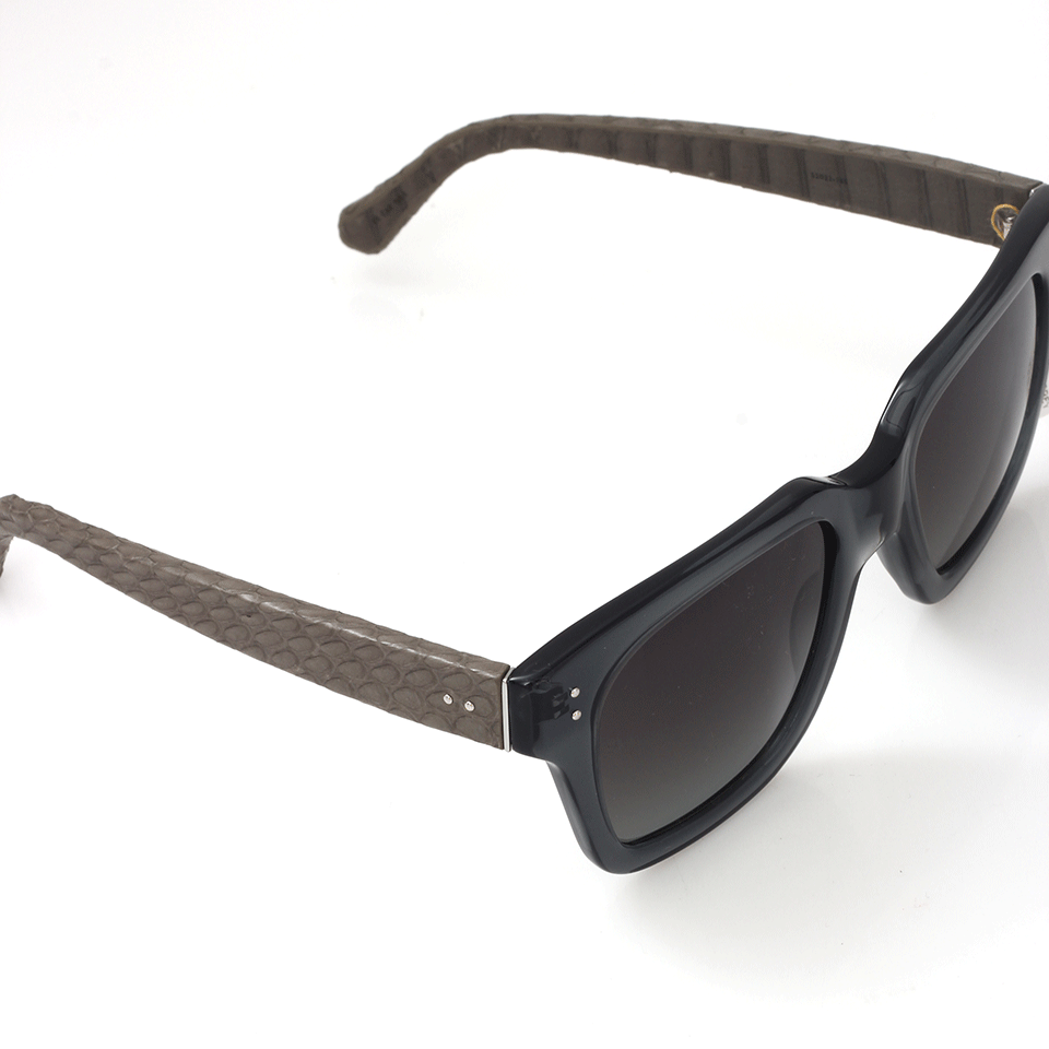 LINDA FARROW-Iconic D Frame Sunglasses-LGHTGREY