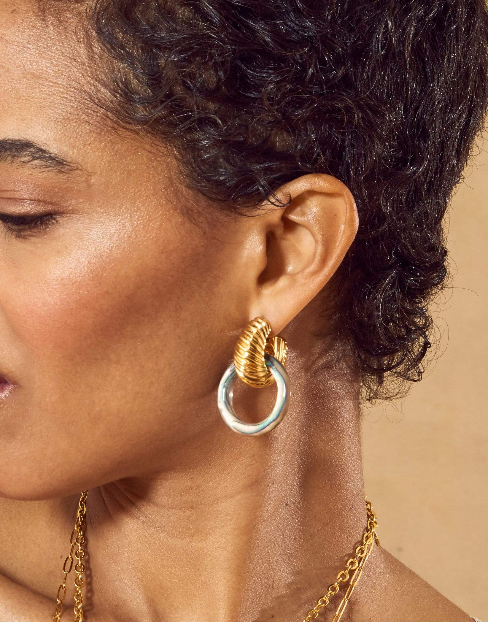 LIZZIE FORTUNATO-Spiral Shell Earrings-GOLD