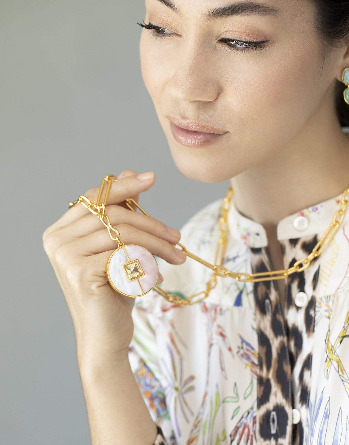 LIZZIE FORTUNATO-Porto Pendant - Goddess-WHITE