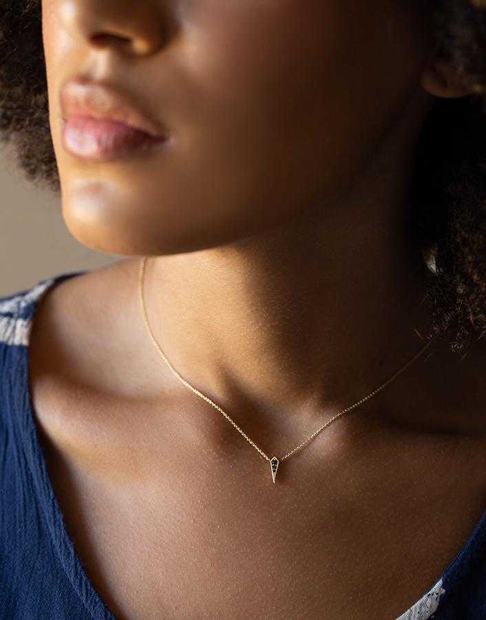 LIZZIE MANDLER-Black Diamond Single Kite Necklace-YELLOW GOLD