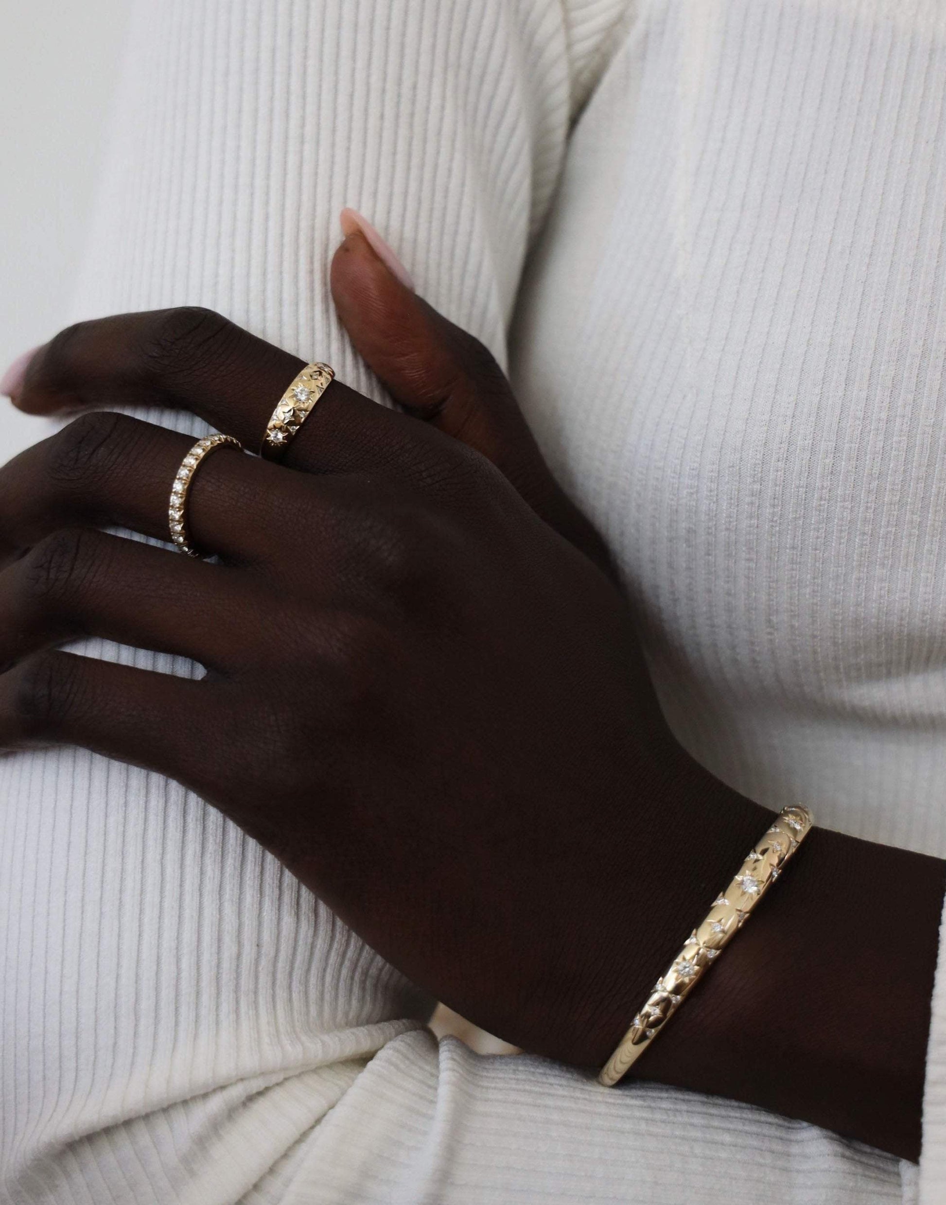 LOGAN HOLLOWELL-Pave Star Set Diamond Bangle-YELLOW GOLD