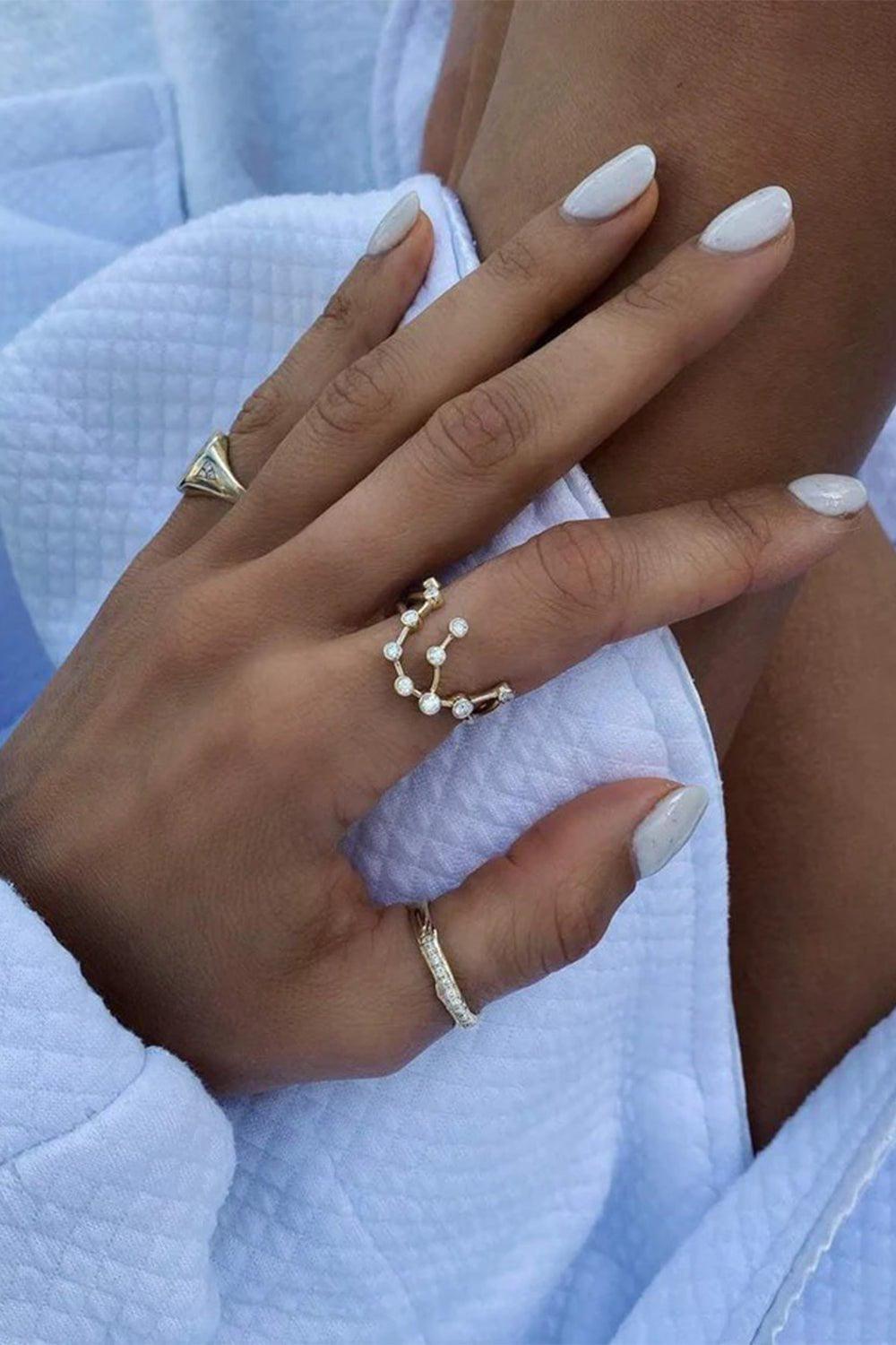 LOGAN HOLLOWELL-Aquarius Constellation Ring-