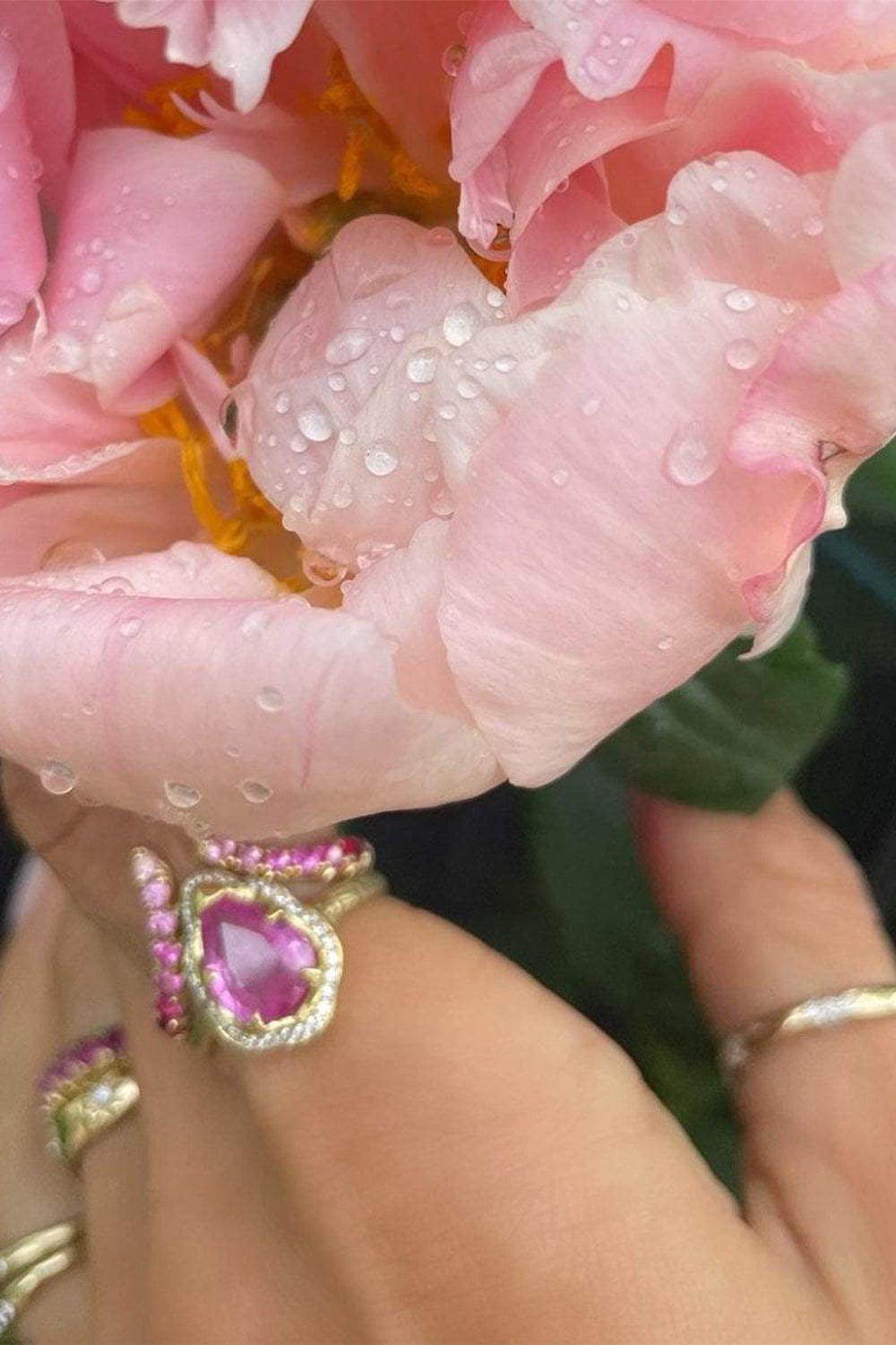 LOGAN HOLLOWELL-Baby Queen Full Pavé Halo Water Drop Pink Sapphire Ring-YELLOW GOLD