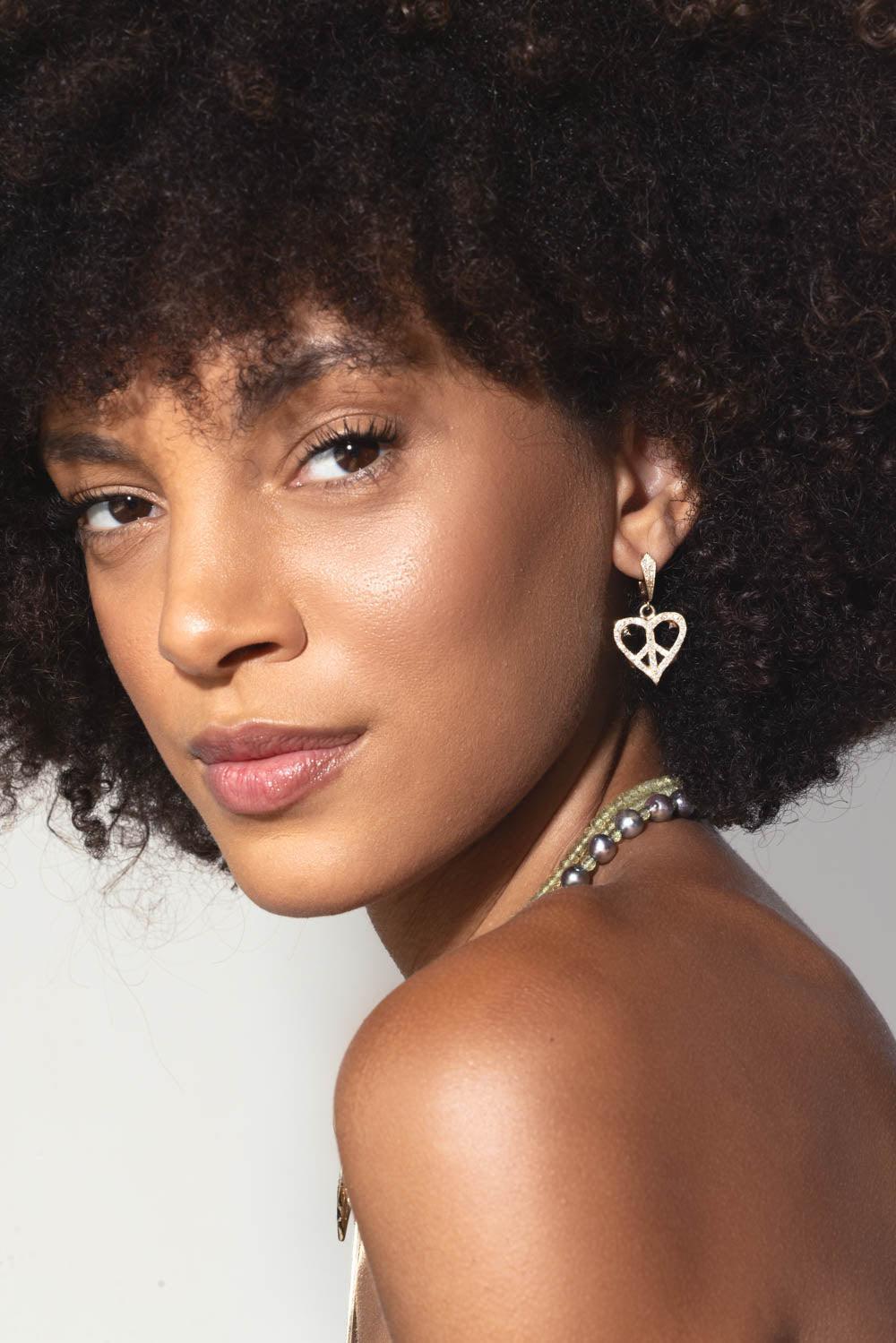 LOREE RODKIN-Small Diamond Heart Earrings-YELLOW GOLD