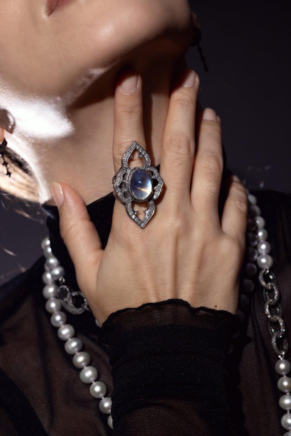 LOREE RODKIN-Small Flower Ring-WHITE GOLD