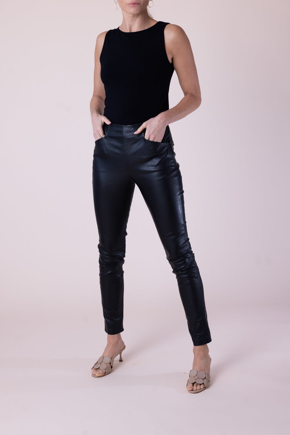 MAJESTIC FILATURES-Crewneck Tank - Noir-