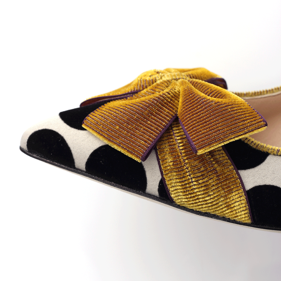 MANOLO BLAHNIK-Gorina Pump-