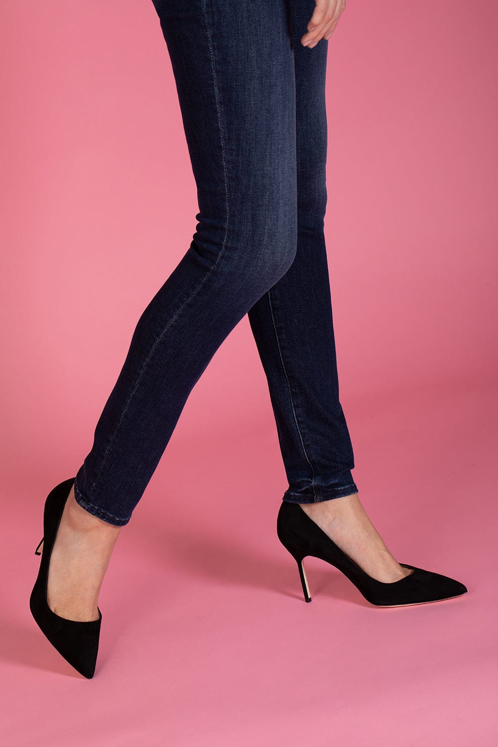MANOLO BLAHNIK-Suede BB Pump-