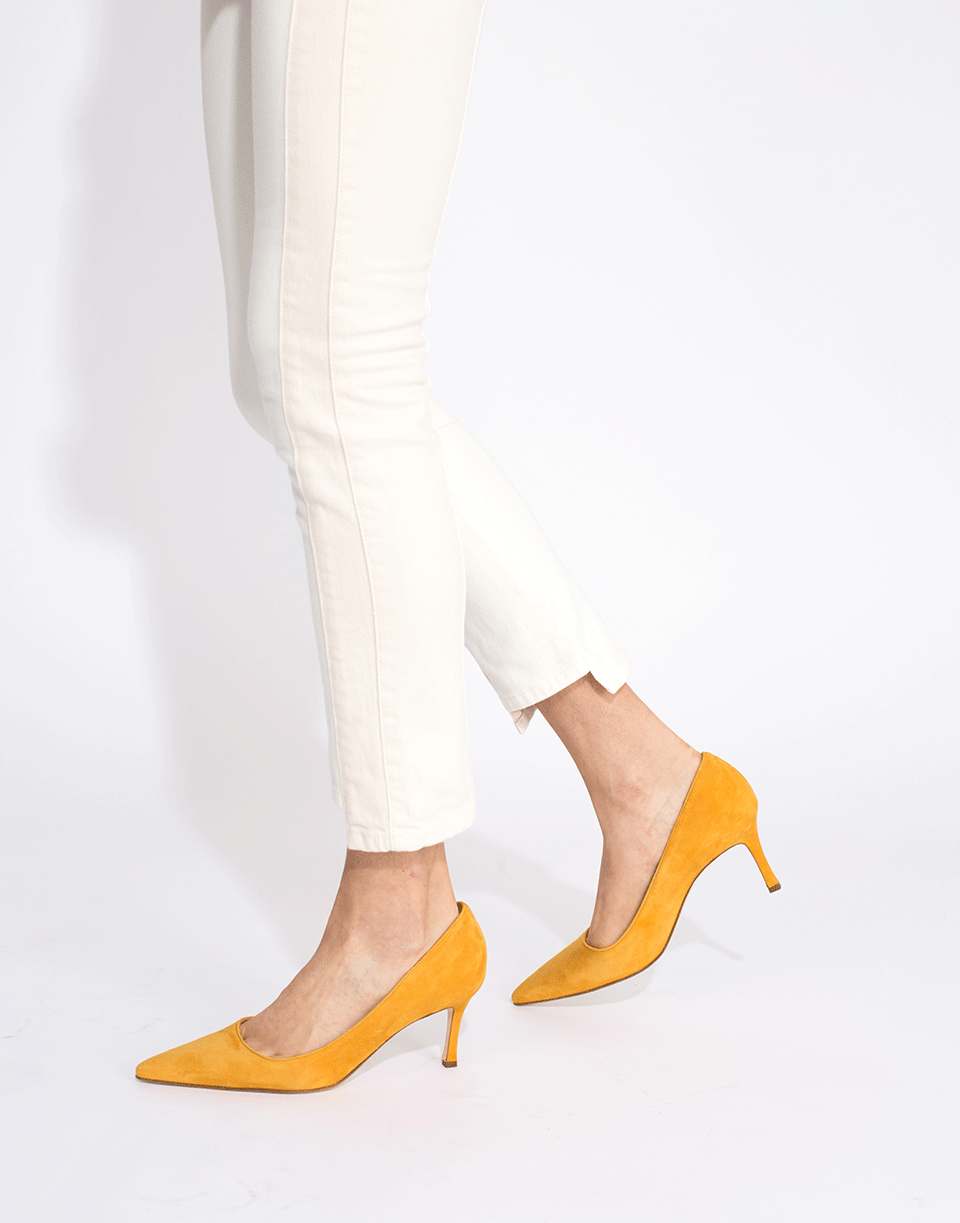 MANOLO BLAHNIK-Newcio Suede Pump-