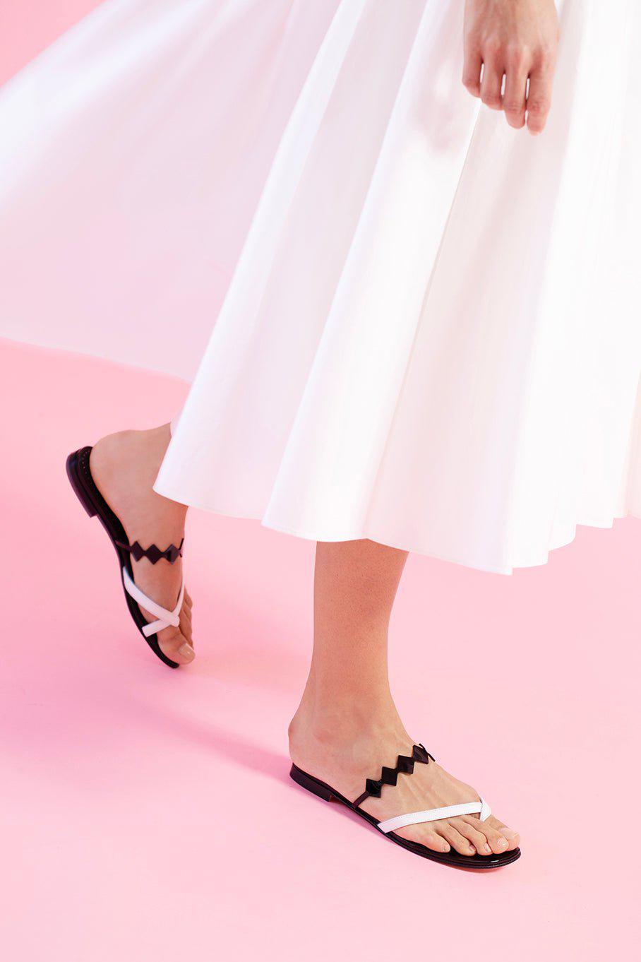MANOLO BLAHNIK-Sulafa Flat Sandal-