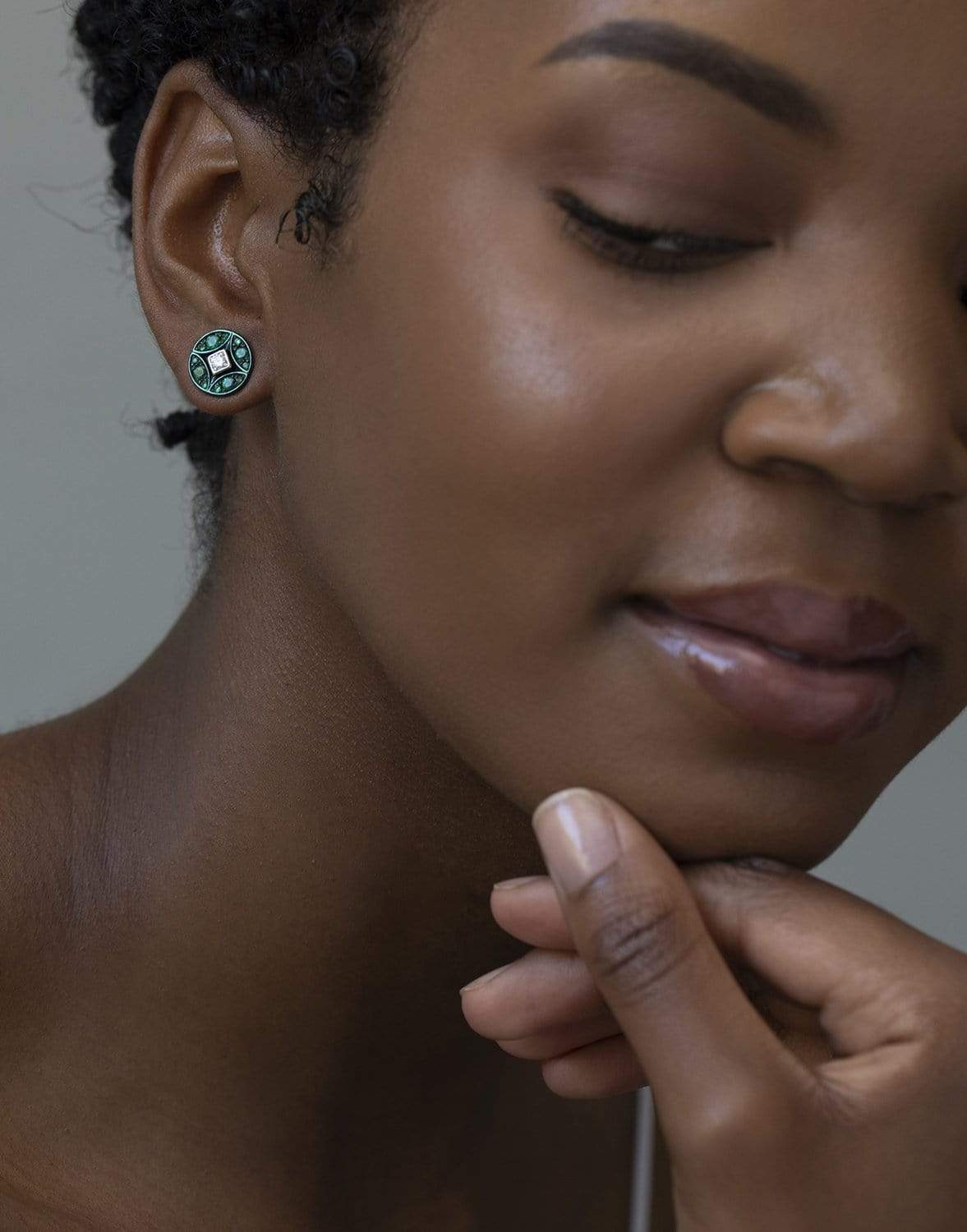 MARIANI-Emerald and Diamond Lucilla Studs-WHITE GOLD