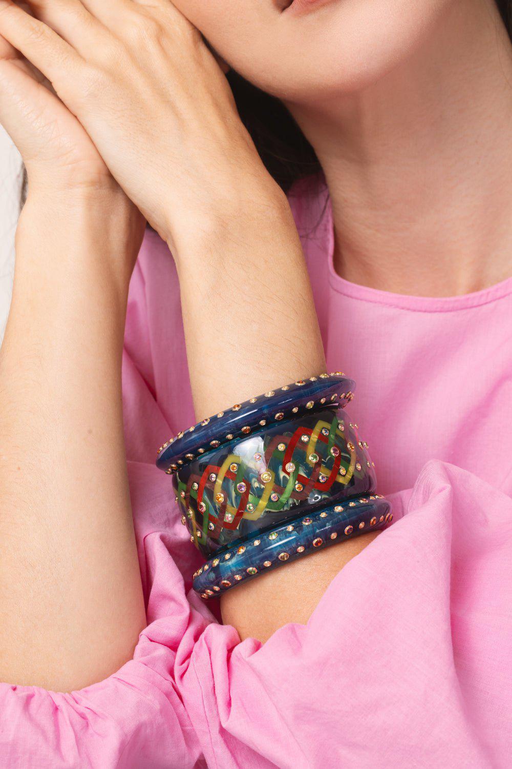 MARK DAVIS-Citrine Peridot Blue Bakelite Bangle-YELLOW GOLD