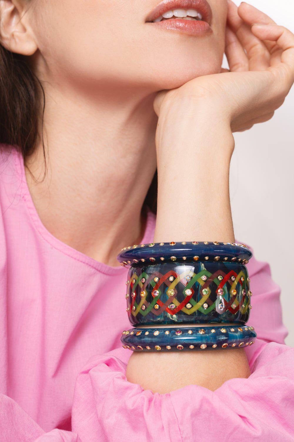 MARK DAVIS-Citrine Peridot Blue Bakelite Bangle-YELLOW GOLD