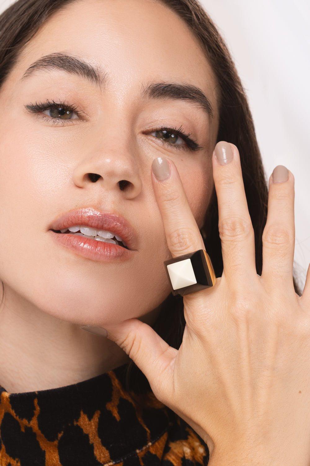 MARK DAVIS-Black Bakelite Kendall Ring-YELLOW GOLD