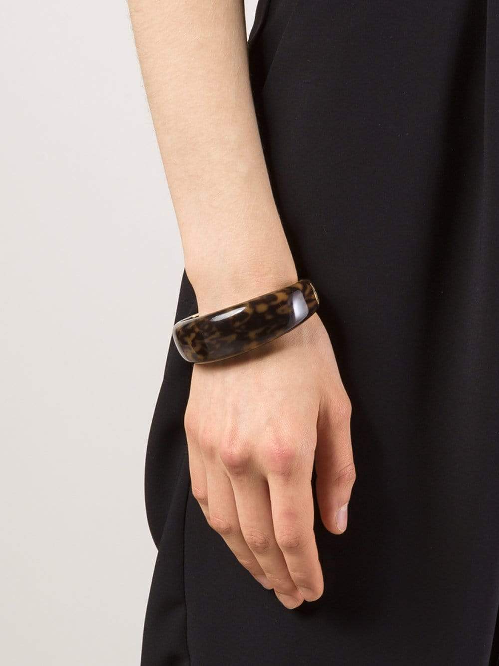 MICHAEL KORS JEWELRY-Tortoise Bangle Bracelet-GOLD