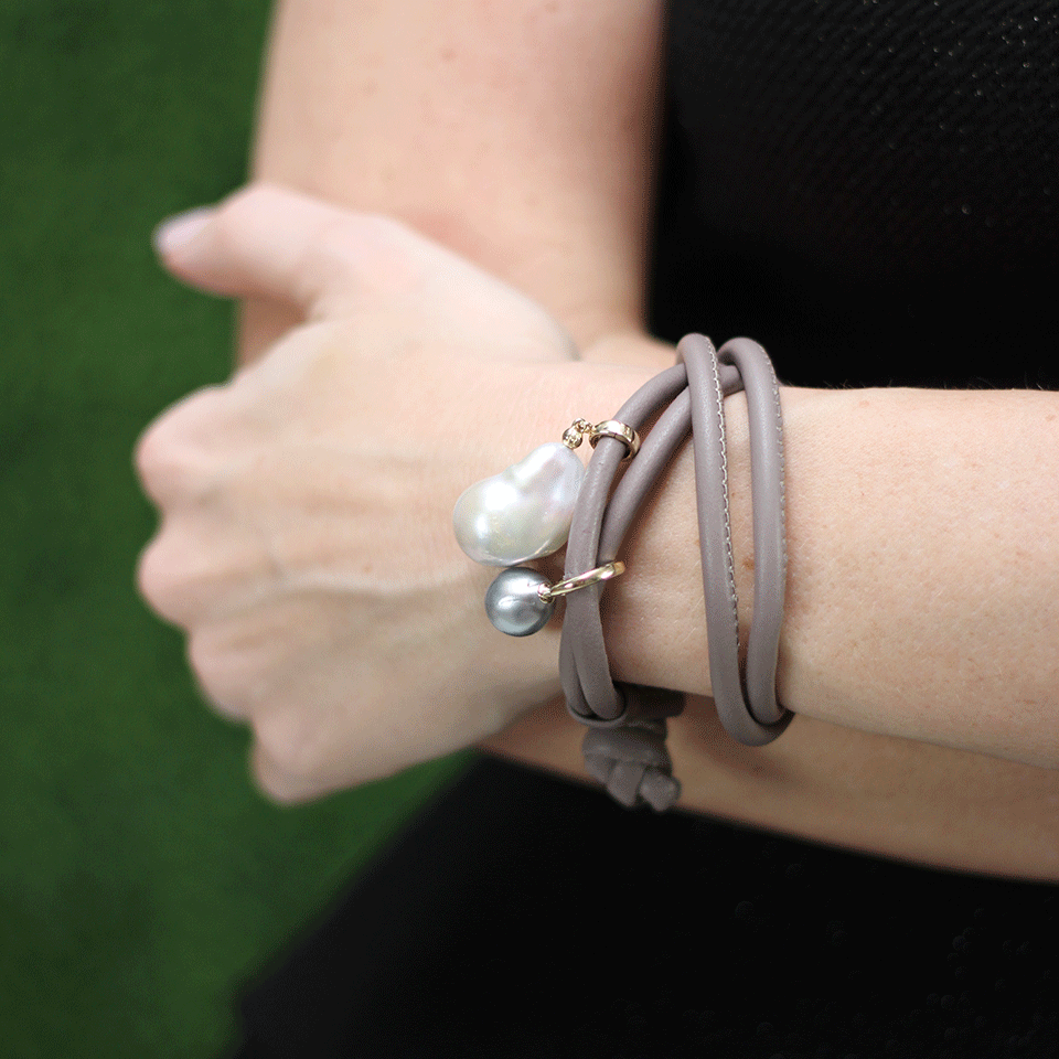 MIZUKI-Pearl And Diamond Wrap Bracelet-YELLOW GOLD