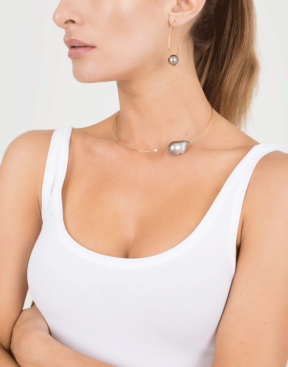 MIZUKI-Floating Black Tahitian Pearl Hoops-YELLOW GOLD