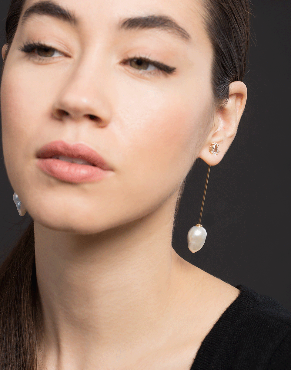 MIZUKI-Large Pearl Topaz and Diamond Bar Earrings-YELLOW GOLD