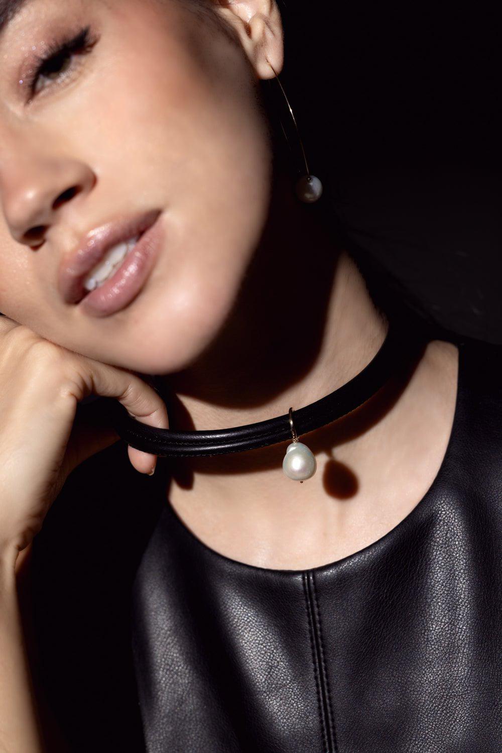 MIZUKI-Black Leather Pearl Choker Necklace-BLACK