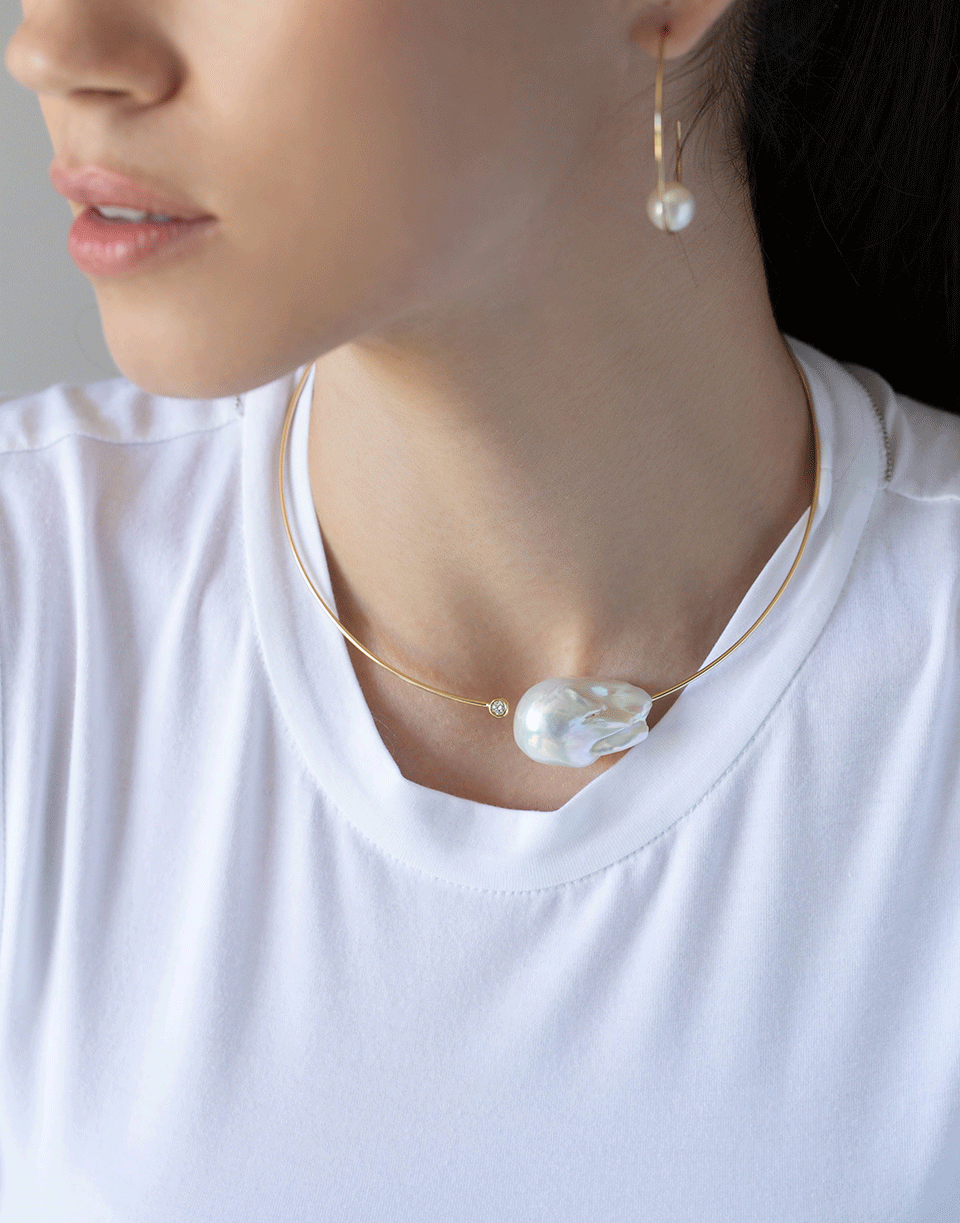 MIZUKI-Large Baroque Pearl and Diamond Collar Necklace-YELLOW GOLD
