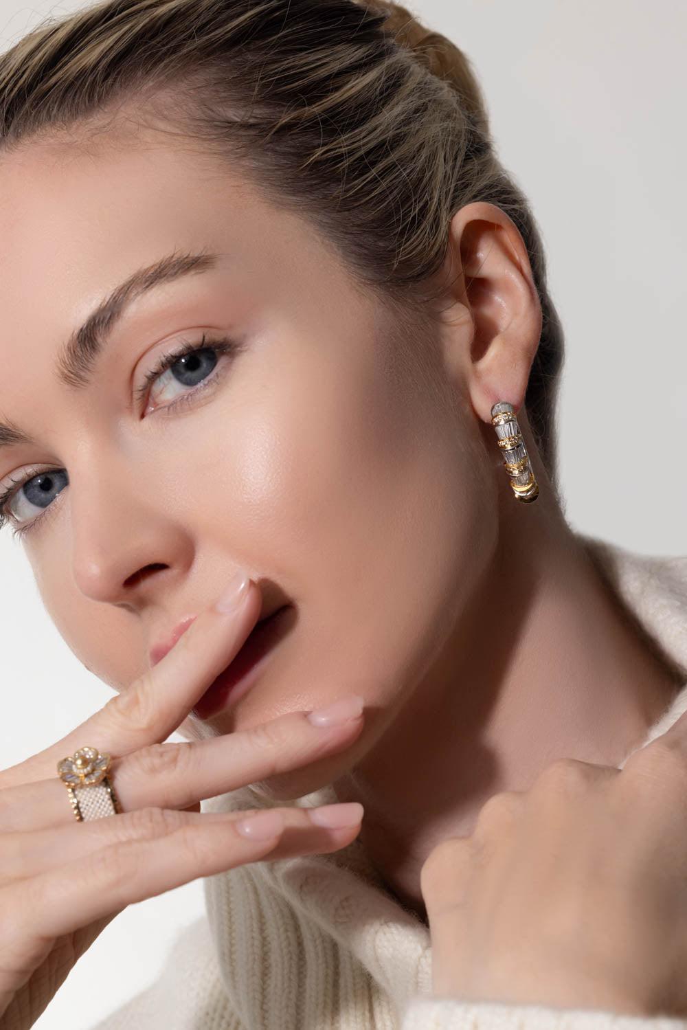 MOKSH-Diamond Bar Nuur Earrings-WHITE GOLD