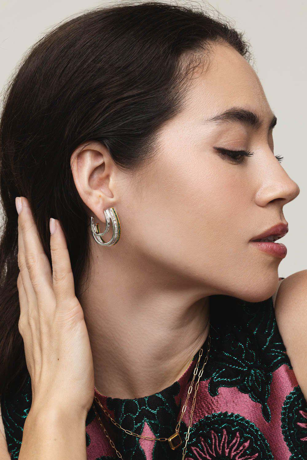 MOKSH-Emerald Nuur Earrings-WHITE GOLD
