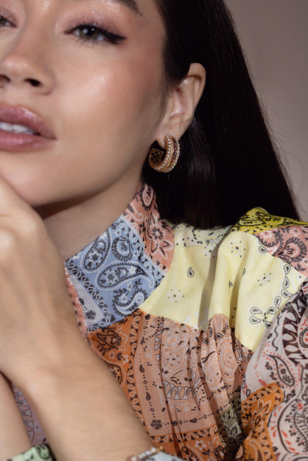 MOKSH-Kyoto Huggie Earrings-YELLOW GOLD
