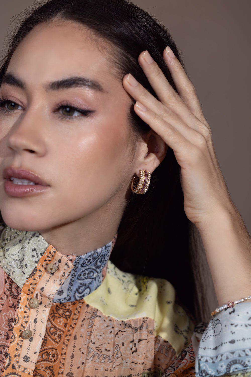 MOKSH-Kyoto Huggie Earrings-YELLOW GOLD