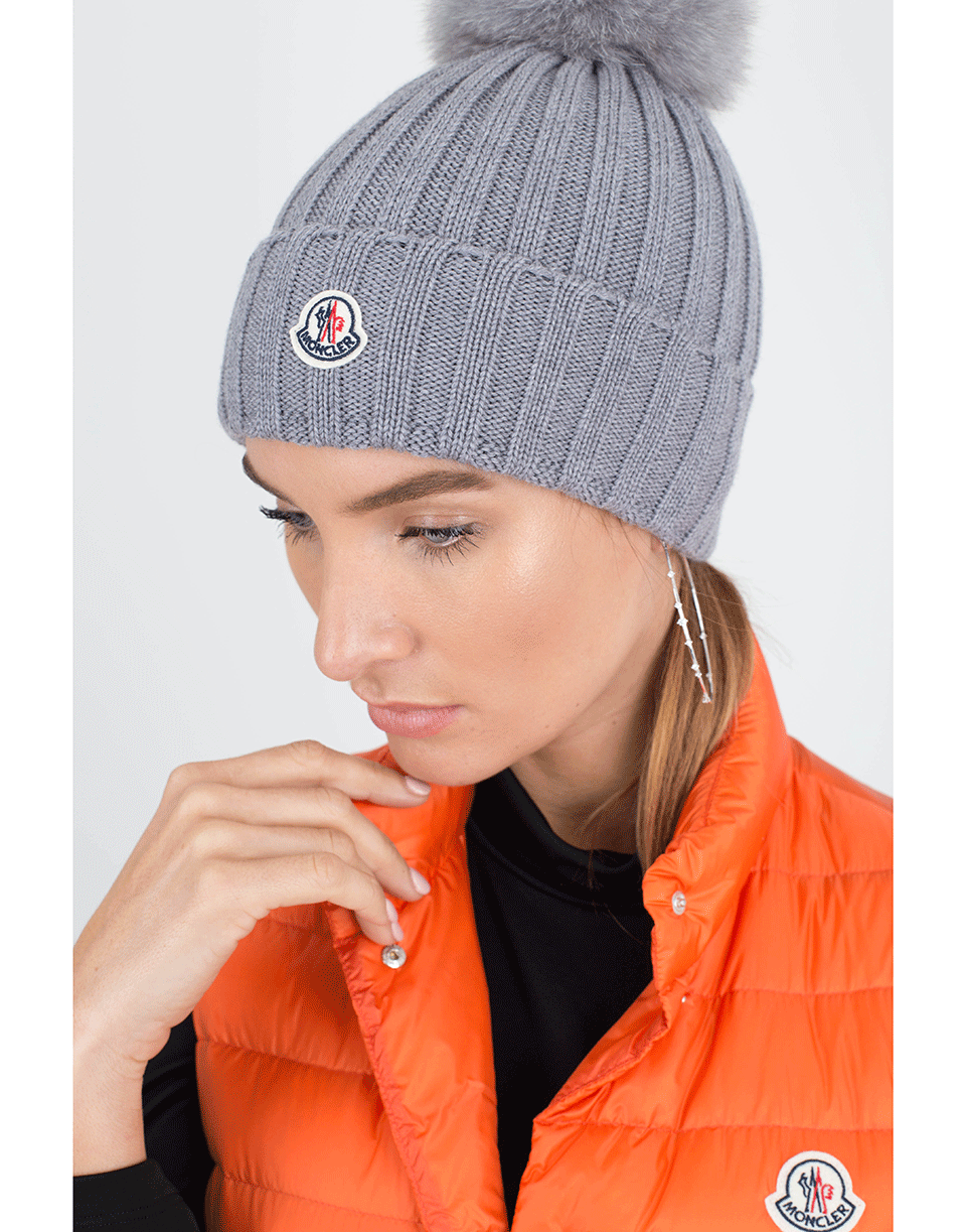 MONCLER-Pom Pom Ribbed Knit Beanie-CHARCOAL