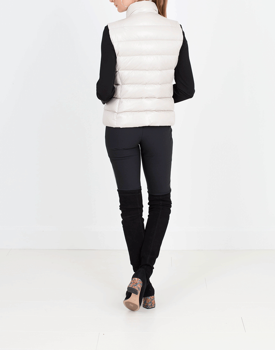 MONCLER-Ghavy Puffer Vest-